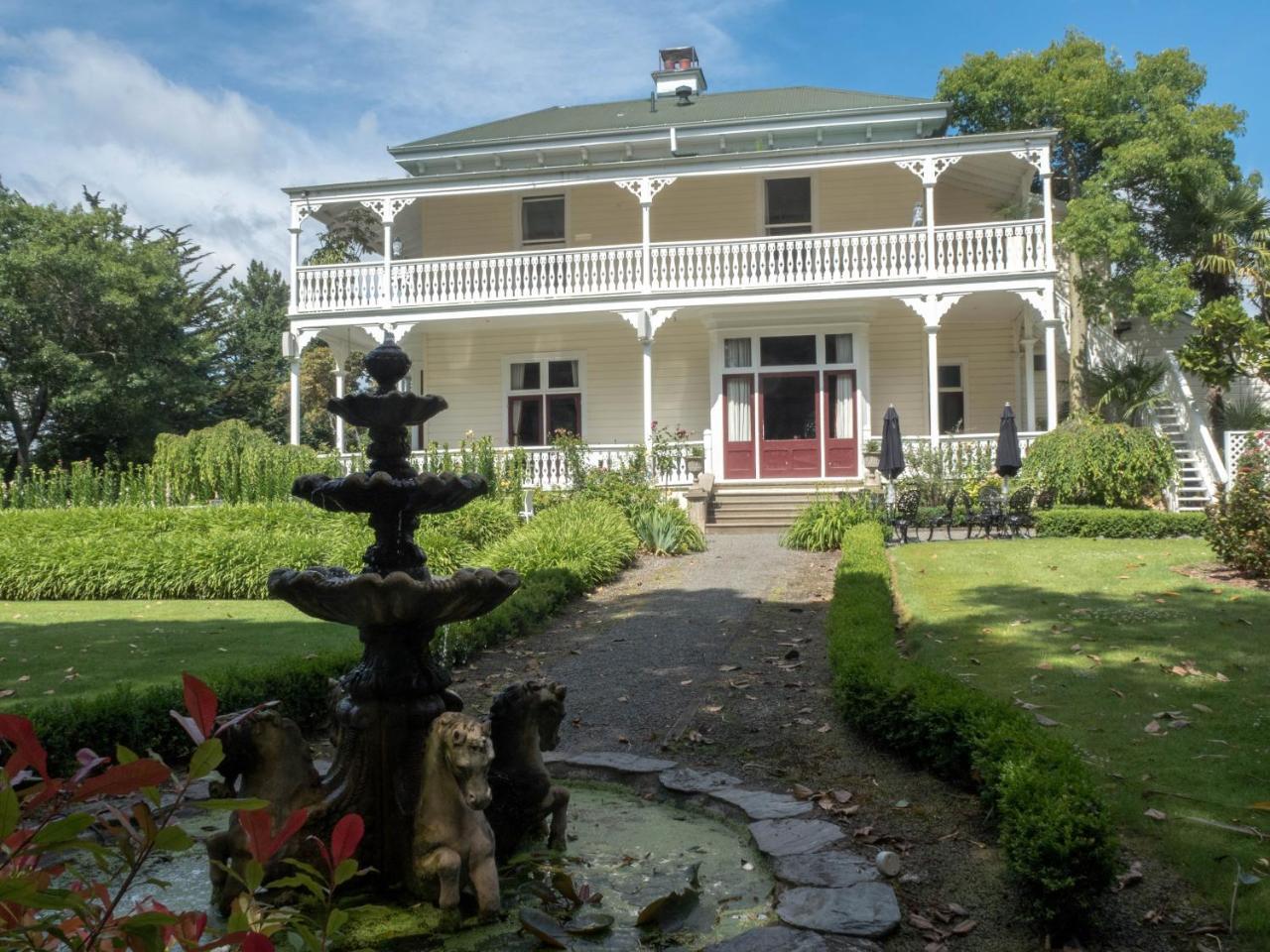 Ormlie Lodge Napier Exterior photo